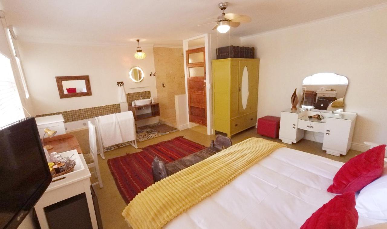 Dolphin Inn Guesthouse Kapstaden Eksteriør billede