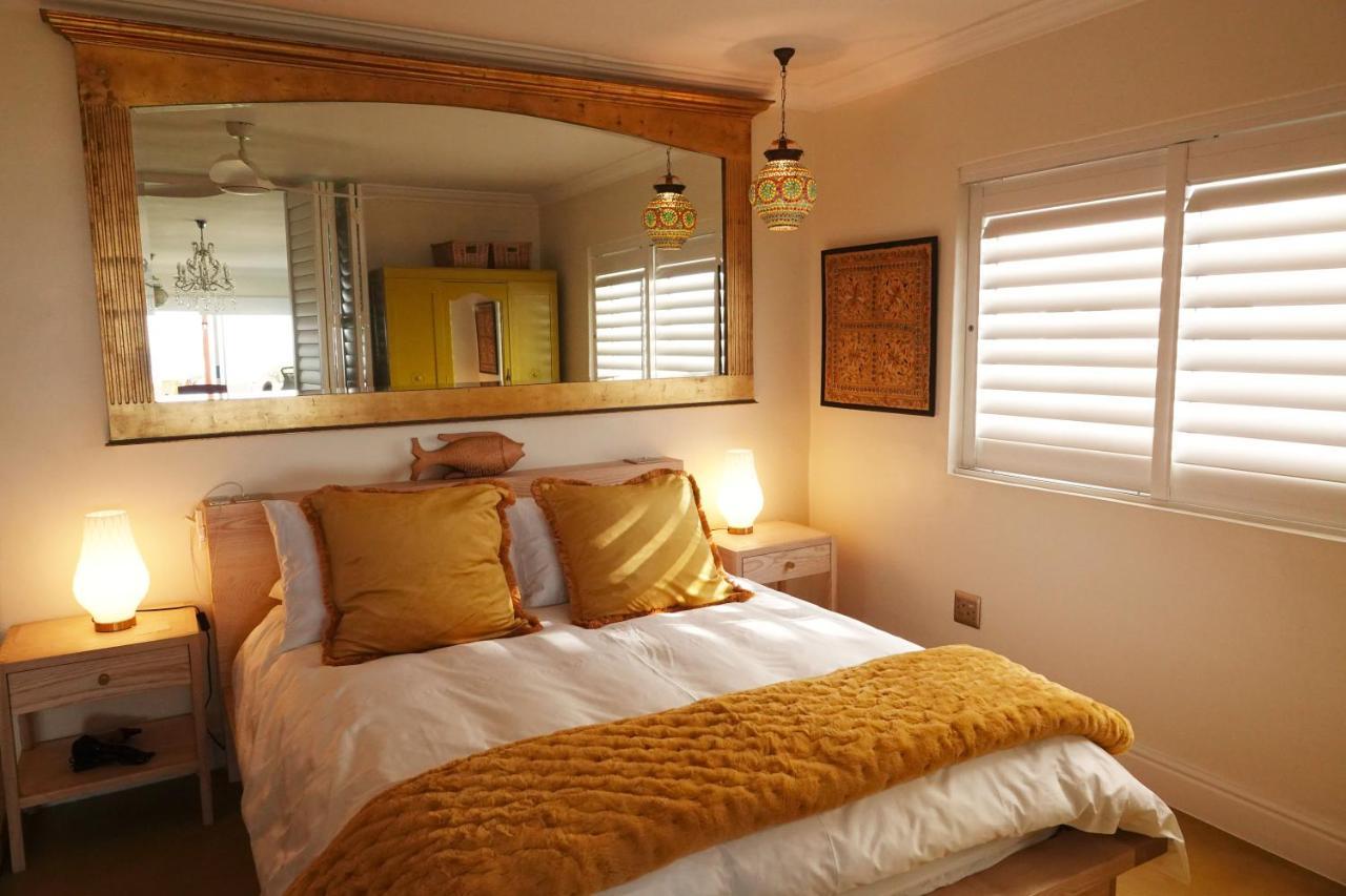 Dolphin Inn Guesthouse Kapstaden Eksteriør billede